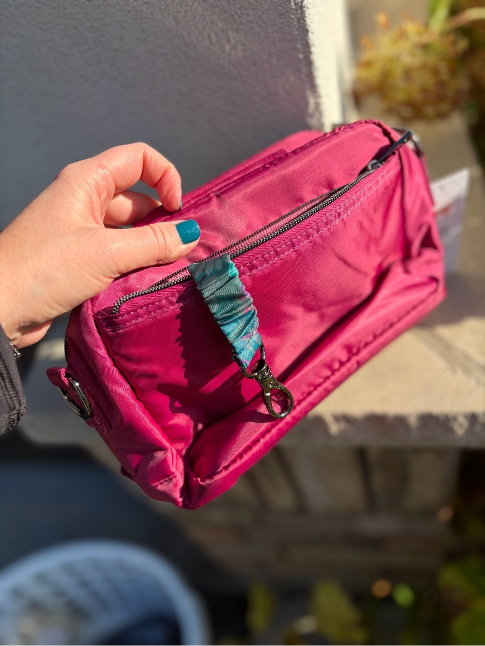 NWT Lug Ranger Mini Crossbody Bag in Raspberry - Picture 7 of 8